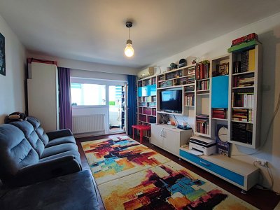 Apartament 2 camere cu vedere la mare de inchiriat in Faleza Nord