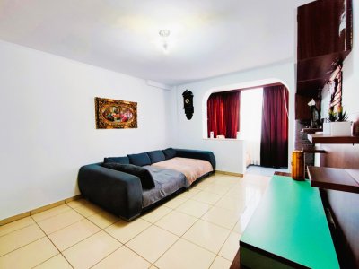 Apartament cu 3 camere de inchiriat in zona centrala a Constantei