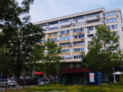 SUPER OCAZIE SE VINDE APARTAMENT PE BD UNIRII