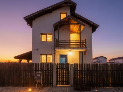 Vila vanzare Sabareni , teren 1876 mp