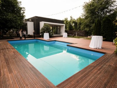 Spatiu evenimente versatil proximitate Bucuresti, posibilitate achizitie in rate