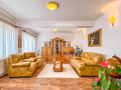 Casa | 356 mpc | Lot 1422 mp | Atelier de creatie | Locuinta/sediu | Baicoi