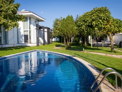 Vila Exclusivistă Tărtășești