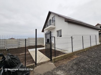 Oportunitate ! Vila in centrul localitatii Lumina, comision 0%