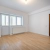 Apartament mare si luminos thumb 31