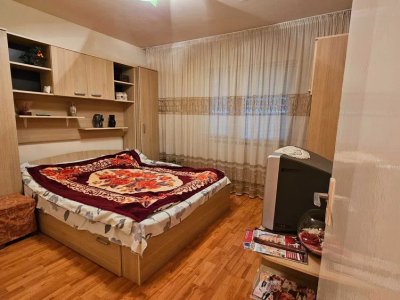 Tomis Nord, la 2 pași de Campus - Apartament de 2 camere decomandate