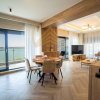 Stațiunea Mamaia - Apartament cu 3 camere, mobilat si utilat, vedere superba. thumb 5