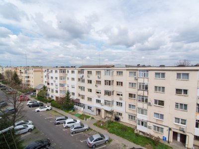 Apartament 3 camere decomandat Exercitiu, Pitesti