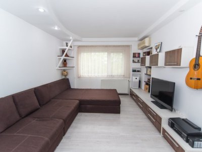 Apartament 3 camere decomandat, etaj 3, cartier Gavana, Pitesti