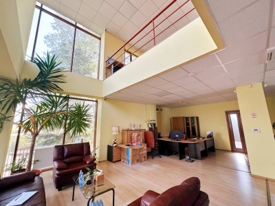 Clădire de închiriat – ideală pentru clinică medicală sau companie mare