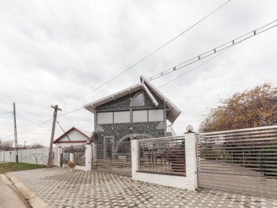  Clădire industrială / comercială – 320 mp utili | Teren 3.200 mp