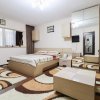 Garsonieră Decebal Decomandată, Renovată, Mobilată – Confort și Locație thumb 3