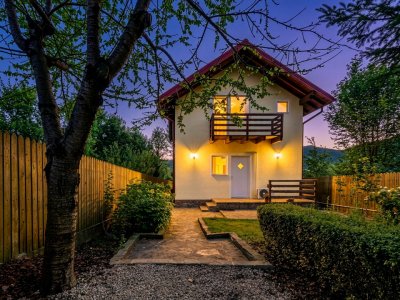 Căsuța din povești, gata de mutat, Comarnic