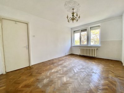 Oportunitate în Centrul Constanței: Apartament 2 Camere Semidecomandat, Etaj 4/4