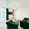 Apartament de inchiriat pe termen lung , curte proprie , parcare asigurata thumb 2