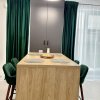 Apartament de inchiriat pe termen lung , curte proprie , parcare asigurata thumb 9
