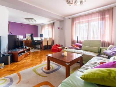 Apartament cu 3 camere in Constanta, Faleza Nord, 87mp utili