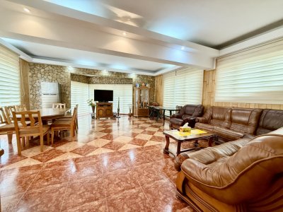 Vila P+M Ovidiu Sud cu deschidere pe colț ,aproape de lacul Siutghiol