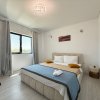 Mamaia-Sat, Vila Tip pensiune modernă, mobilata si utilata complet, 15 camere  thumb 30