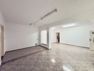 Spatiu comercial de inchiriat in zona Dacia, 90mp parter
