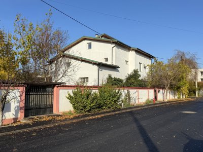 Vila D+P+1 si pod in Mamaia Sat cu teren 1569 mp si suprafata desfasurata 865 mp