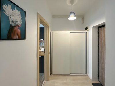 Apartament de închiriat zona Energia-2 camere-termen lung cu loc de parcare 