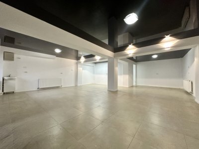 Spațiu de birouri de închiriat, zona Trocadero, Constanta | Super Preț