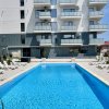 Apartament cu vedere spre curtea interioara, spre piscina in bloc finalizat thumb 3