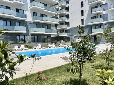 Apartament cu vedere spre PISCINA in bloc finalizat Mamaia Sat