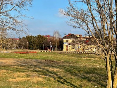 Teren 2500 mp în Costinesti, la 900 m de NIBIRU, intravilan construibil 