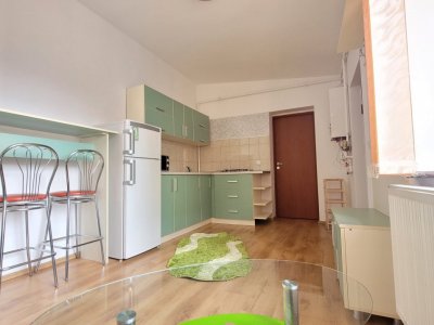 Garsoniera in zona liceului Saguna