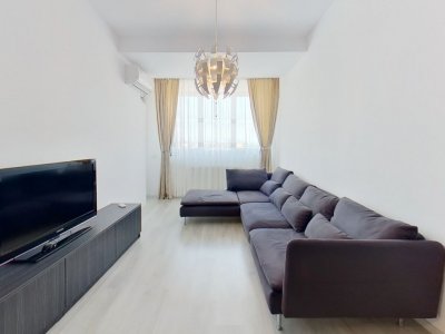 INCHIRIERE APARTAMENT 2 CAMERE SI GARAJ SUBTERAN 