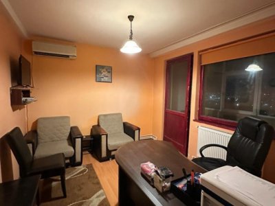 Apartamentul cu 3 camere semidecomandat situat în centrul orașului CONSTANTA
