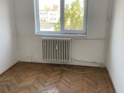  apartament situat in zona INEL II - GROAPA