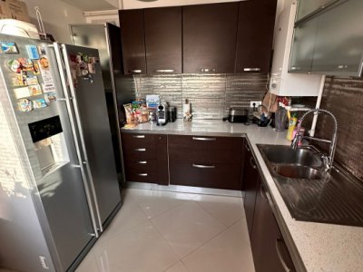 Apartament 3 camere decomandat situat in zona COMPOZITORI