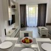 Apartament 2 camere situat in zona MAMAIA NORD thumb 2