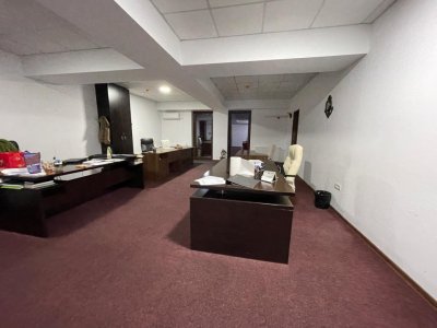 Spatiu birouri situat in zona PIATA OVIDIU
