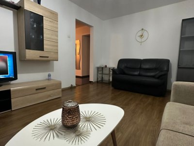 Apartament 3 camere de inchiriat, in zona Dacia - Constanta