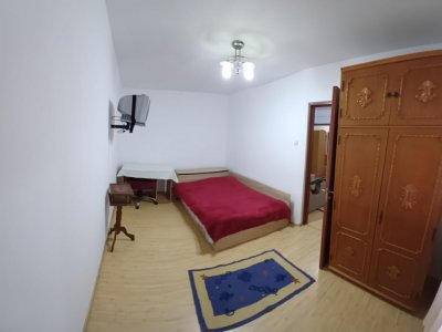 Apartament 2 camere Casa de Cultura