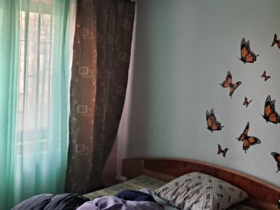 Apartament 2 camere transformat in 3 camere situat in zona Abator