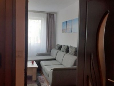 Apartament situat in zona GARA vis-a-vis de parc