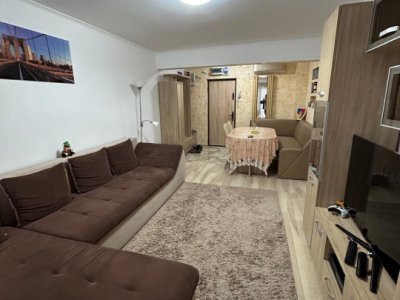 Apartament 2 camere, decomandat situat in zona City Park Mall - Filicori
