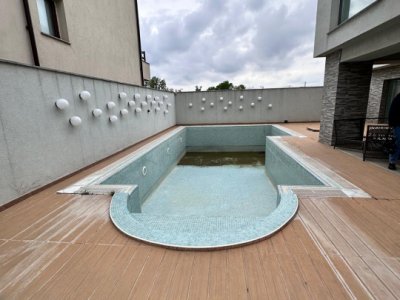 Proprietate deosebită, situată în zona Palazu Mare