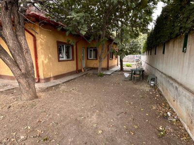 Casă situată în zona Coiciu