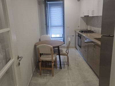Apartament 3 camere, termen lung, zona Tomis Plus