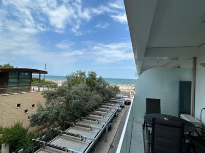 Confort inteligent cu vedere la mare 