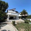 Povestea unei case la doar 200 m de valuri, cu piscină și terasă panoramică thumb 1