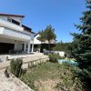Povestea unei case la doar 200 m de valuri, cu piscină și terasă panoramică thumb 25