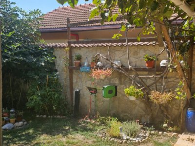 Casa de vanzare - zona Trocadero 