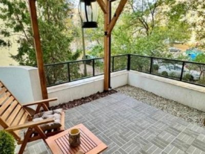 Apartament modern de închiriat, 2 camere + terasă spațioasă, zona Gara-Constanța